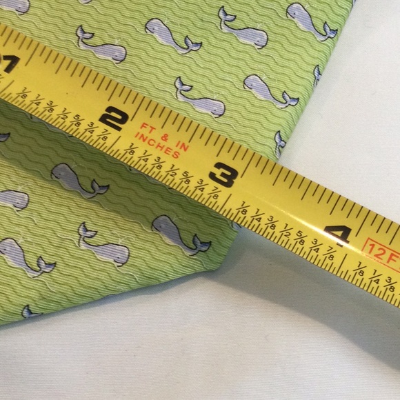 Tommy Hilfiger silk necktie. Light lime green with blue whales. Fun! - Picture 2 of 5